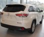 Toyota Highlander LE 2016 - Bán xe Toyota Highlander LE năm 2016, màu trắng, nhập khẩu nguyên chiếc