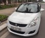 Suzuki Swift 2015 - Cần bán Suzuki Swift đời 2015, hai màu, xe nhập chính chủ