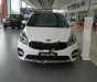 Kia Rondo GATH 2017 - Bán xe Kia Rondo GATH đời 2017, màu trắng, giá tốt