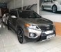 Kia Sorento 2.4 2013 - Bán xe Kia Sorento 2.4 sản xuất 2013, màu vàng