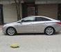 Hyundai Sonata    2011 - Chính chủ bán Hyundai Sonata sản xuất 2011, màu bạc, nhập khẩu