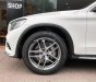 Mercedes-Benz Smart GLC 300 4Matic 2017 - Bán Mercedes GLC 300 4Matic đời 2017, màu trắng