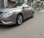 Hyundai Sonata 2010 - Bán Hyundai Sonata năm sản xuất 2010, màu bạc còn mới, giá 555tr