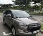 Toyota Innova 2.0E 2017 - Bán Toyota Innova 2.0E SX 2017, màu xám  