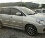 Toyota Innova  E  2016 - Cần bán xe Toyota Innova E sản xuất 2016, màu bạc chính chủ, 645tr