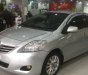 Toyota Vios   1.5 MT  2010 - Bán gấp Toyota Vios 1.5 MT đời 2010, màu bạc, giá 275tr