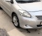 Toyota Vios E 2010 - Cần bán Toyota Vios E 2010, màu bạc xe gia đình