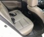 Hyundai Elantra 2016 - Cần bán Hyundai Elantra đời 2016, màu trắng như mới