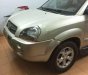 Hyundai Tucson 2.0 AT 4WD 2009 - Bán Hyundai Tucson 2.0 AT 4WD sản xuất 2009, màu vàng