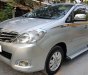 Toyota Innova G 2009 - Cần bán lại xe Toyota Innova G đời 2009, màu bạc xe gia đình