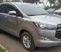 Toyota Innova 2.0E 2017 - Bán Toyota Innova E đời 2017, màu bạc như mới, giá 735tr