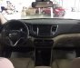 Hyundai Tucson 2.0AT 2018 - Cần bán xe Hyundai Tucson 2.0AT năm sản xuất 2018, màu trắng