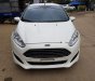 Ford Fiesta 1.0 2015 - Bán xe Ford Fiesta 1.0 sản xuất năm 2015, màu trắng chính chủ, giá 495tr