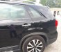 Kia Sorento 2016 - Cần bán gấp Kia Sorento sản xuất năm 2016, màu đen, giá chỉ 820 triệu