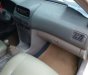 Toyota Corolla 2001 - Bán Toyota Corolla năm sản xuất 2001, màu trắng xe gia đình