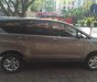 Toyota Innova 2016 - Bán ô tô Toyota Innova sản xuất năm 2016, màu nâu chính chủ giá cạnh tranh