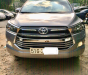 Toyota Innova 2.0E 2017 - Cần bán gấp Toyota Innova sản xuất 2017 màu bạc, 719 triệu