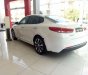 Kia Optima 2.0 ATH 2018 - Cần bán Kia Optima 2.0 ATH sản xuất 2018, màu trắng, giá tốt