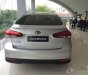 Kia Cerato 2018 - Cần bán Kia Cerato sản xuất năm 2018, màu bạc