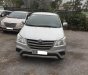 Toyota Innova 2.0E 2014 - Bán Toyota Innova 2.0E năm sản xuất 2014, màu bạc