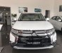 Mitsubishi Outlander 2.0 CVT Premium 2018 - Bán Mitsubishi Outlander 2.0 CVT Premium đời 2018, màu trắng, 942 triệu