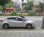 Kia K3 2.0 2015 - Cần bán lại xe Kia K3 2.0 sản xuất năm 2015, màu bạc chính chủ, giá chỉ 600 triệu