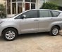 Toyota Innova 2017 - Cần bán Toyota Innova năm 2017, màu bạc như mới