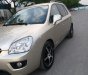 Kia Carens 2010 - Cần bán gấp Kia Carens sản xuất năm 2010, màu vàng còn mới