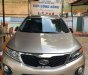 Kia Sedona 2016 - Bán Kia Sedona sản xuất 2016, màu vàng cát