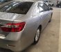 Toyota Camry 2.0E 2014 - Bán xe Toyota Camry 2.0E đời 2014, màu bạc, 820 triệu