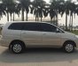 Toyota Innova 2.0G 2011 - Bán Toyota Innova 2.0G 2011, màu vàng xe gia đình