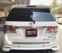 Toyota Fortuner TRD V 4X2 2015 - Cần bán xe Toyota Fortuner TRD V 4X2 năm sản xuất 2015, màu trắng, hỗ trợ giá tốt