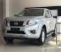 Nissan Navara E 2.5 MT 2WD 2017 - Bán Nissan Navara E 2.5 MT 2WD sản xuất 2017, màu bạc, xe nhập, giá chỉ 613 triệu