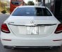 Mercedes-Benz E class   2.0 AT  2017 - Cần bán gấp Mercedes 2.0 AT sản xuất 2017, màu trắng, nhập khẩu