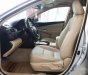 Toyota Camry   2014 - Bán xe Toyota Camry năm sản xuất 2014, màu bạc, giá 830tr