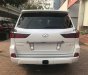 Lexus LX 570 2016 - Bán ô tô Lexus LX570 sản xuất 2016 đăng ký 2017, xe rất mới chính chủ từ đầu, phí sang tên 2%