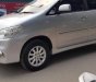 Toyota Innova E 2013 - Cần bán Toyota Innova E năm sản xuất 2013, màu bạc số sàn, 509tr