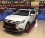 Mitsubishi Stavic 2018 - "Cực hot" bán Mitsubishi Outlander xe 7 chỗ, góp 90% xe, 7l/100km, LH Lê Nguyệt: 0911.477.123 - 0988.799.330