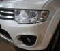 Mitsubishi Pajero Sport D 4x2 MT 2016 - Bán xe Mitsubishi Pajero Sport D 4x2 MT sản xuất năm 2016, màu trắng