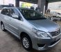 Toyota Innova 2.0E 2012 - Bán ô tô Toyota Innova 2.0E sản xuất 2012, màu bạc  