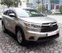 Toyota Highlander LE 2014 - Cần bán Toyota Highlander LE đời 2014, màu vàng, xe nhập