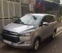 Toyota Innova 2.0E 2017 - Bán ô tô Toyota Innova 2.0E sản xuất năm 2017, màu bạc