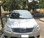 Toyota Innova 2012 - Cần bán gấp Toyota Innova đời 2012, màu bạc