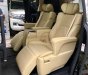 Toyota Alphard 2016 - Cần bán xe Toyota Alphard Limited, màu đen, đã qua sử dụng như mới giá tốt LH: 0982.84.2838