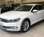 Volkswagen Passat GP 2016 - Cần bán Volkswagen Passat GP đời 2017, màu trắng, trả trước 400 triệu