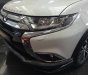 Mitsubishi Outlander 2018 - Bán ô tô Mitsubishi Outlander năm 2018, màu trắng