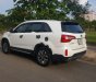 Kia Sorento GAT 2017 - Bán Kia Sorento GAT sản xuất 2017, màu trắng số tự động, 770tr