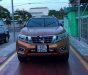 Nissan Navara VL 2.5 AT 4WD 2017 - Cần bán Nissan Navara VL 300 đời 2017, màu vàng, nhập khẩu nguyên chiếc, giá tốt