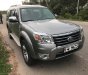 Ford Everest 2.5L 4x2 MT 2011 - Bán Ford Everest 2.5L 4x2 MT năm sản xuất 2011, màu bạc xe gia đình giá cạnh tranh