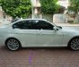 BMW 3 Series 320i  2010 - Bán xe BMW 3 Series 320i sản xuất năm 2010, màu trắng, nhập khẩu nguyên chiếc, 530tr